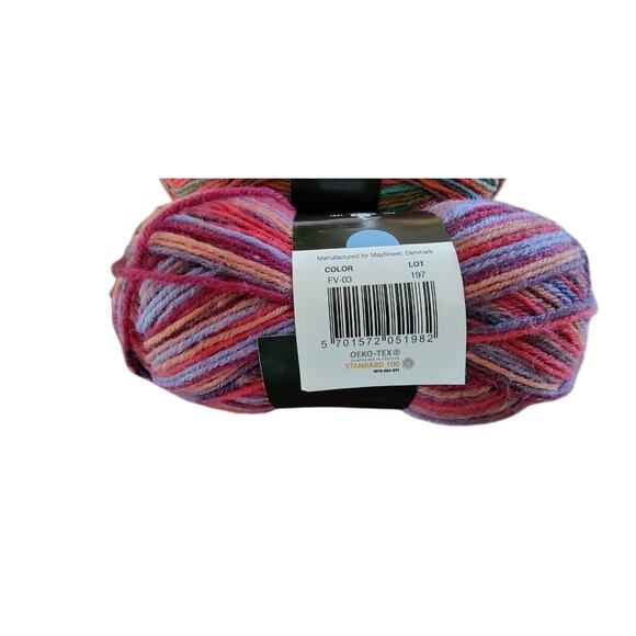 Mix Lot 2 Skeins Mayflower Uranus Sock Yarn Color FV-03 & FV-02 (50g/229yds ea) - Picture 2 of 5